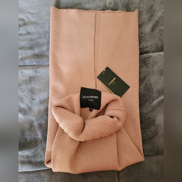 LE SUPERBE Pencil Skirt - Picture 4 of 5